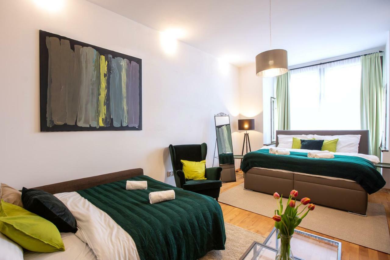 Modern Family Apt. With Central Square Entrance Hradec Králové 외부 사진