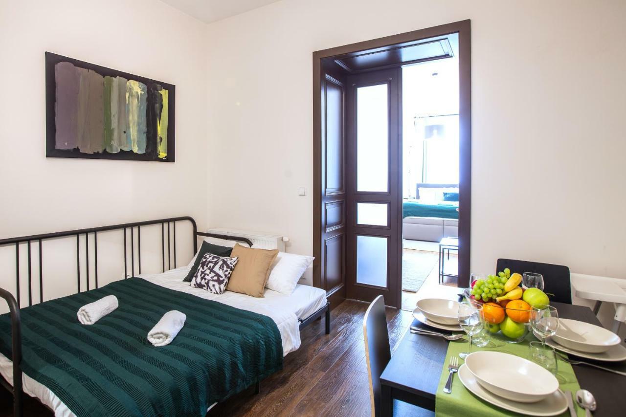 Modern Family Apt. With Central Square Entrance Hradec Králové 외부 사진